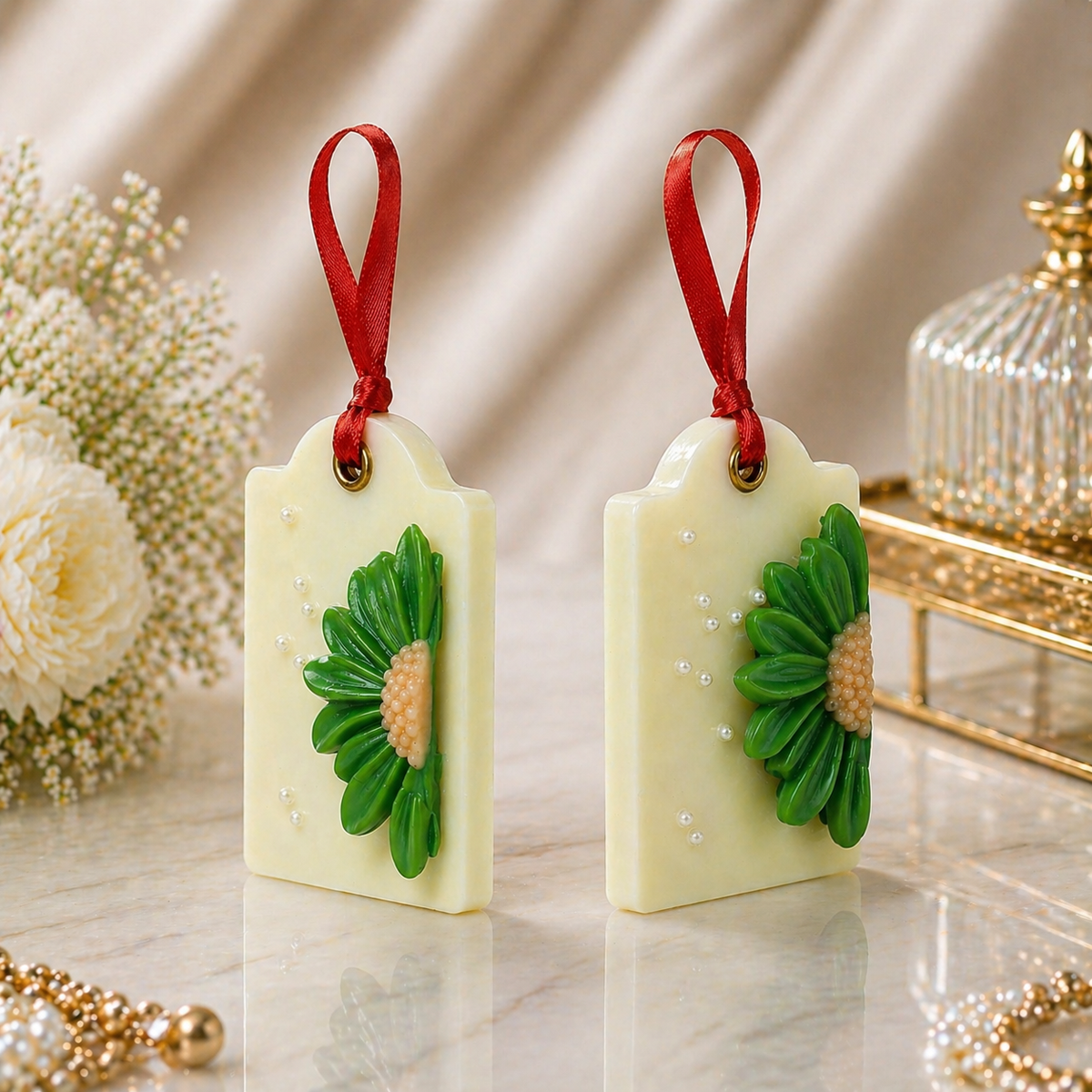 Green Petal Aroma Sachet Set of 2 by Candleroma additional wax sachet image